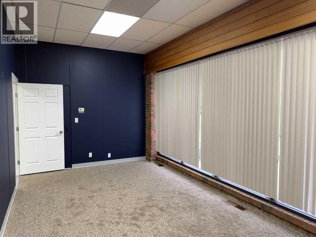 5125 50 Avenue - Photo 6