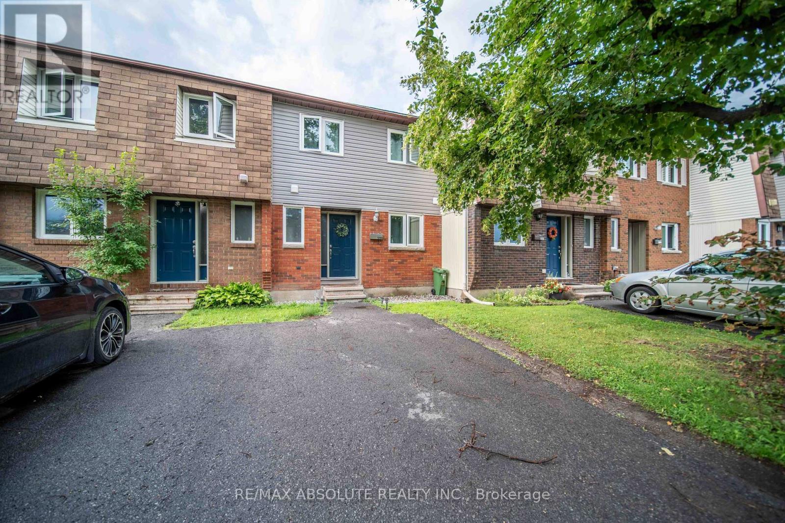 #25 1299 CEDARCROFT CRESCENT - 2