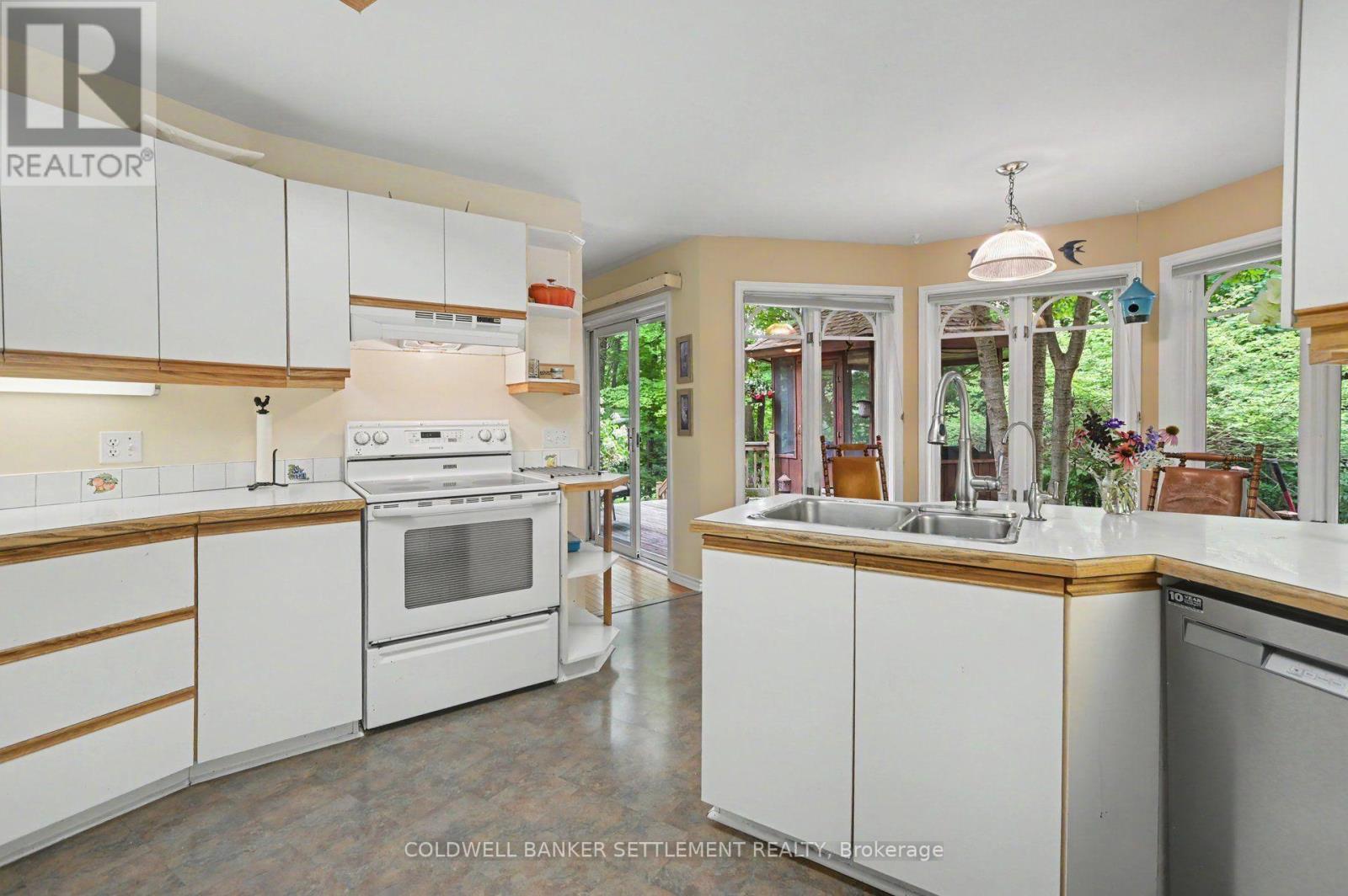 280 LAKEWOOD ROAD - Image 17