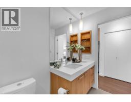 107 608 Como Lake Avenue, Coquitlam, BC V3J0B2 Photo 18