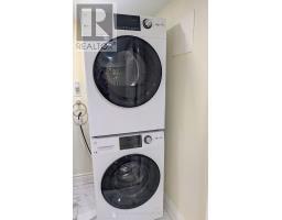 65a Chambers Avenue, Toronto, ON M6N3M1 Photo 7