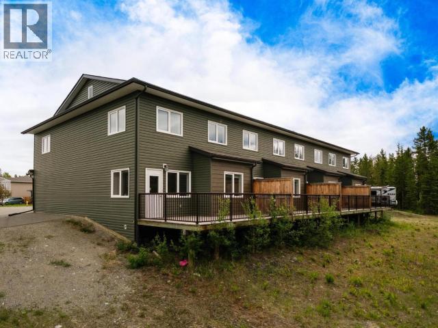 1-15 GOLDENEYE PLACE - 31