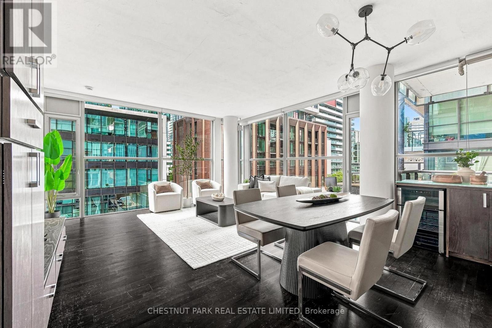#611 25 OXLEY STREET - 2