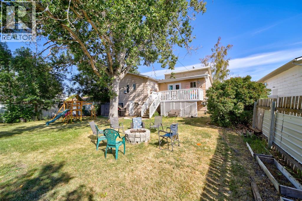 222 McEwan Street - 41