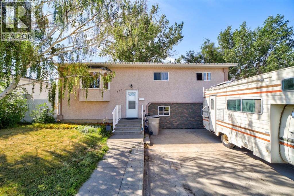 222 McEwan Street - 2