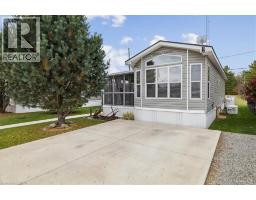Sunroom - 4449 Milburough Line Unit# 13 Spruce, Burlington, ON L7P0C5 Photo 6