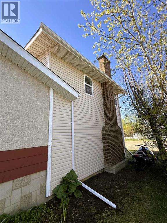 4606 50 Avenue - Photo 37