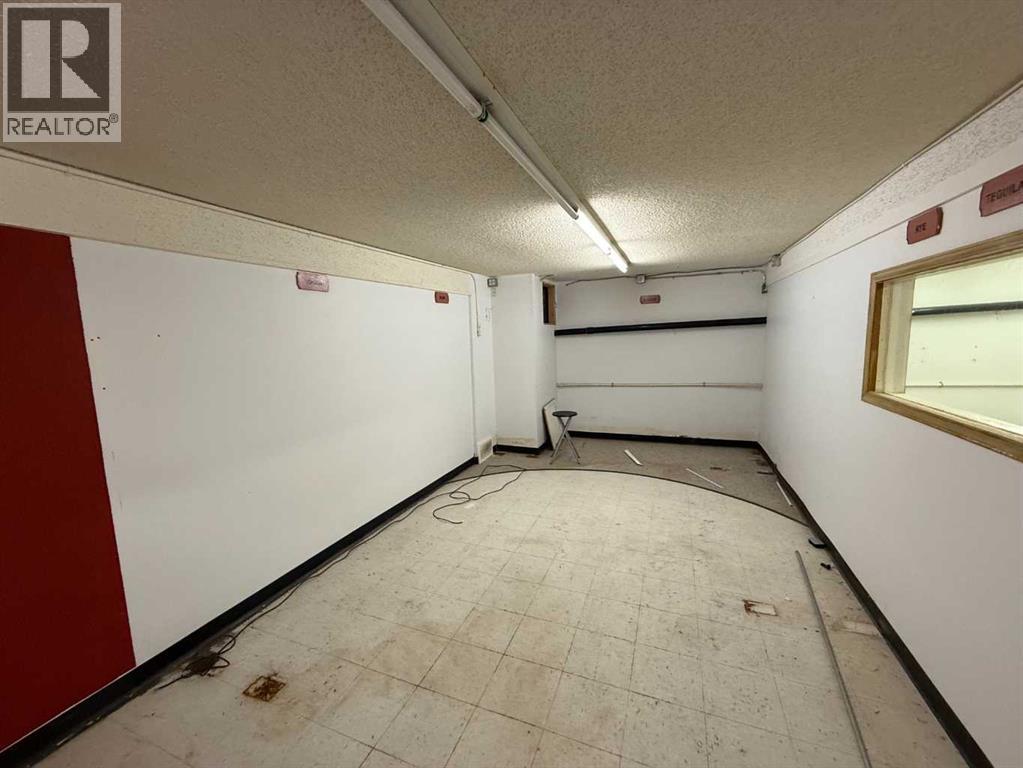 4934 50 Avenue - Photo 28