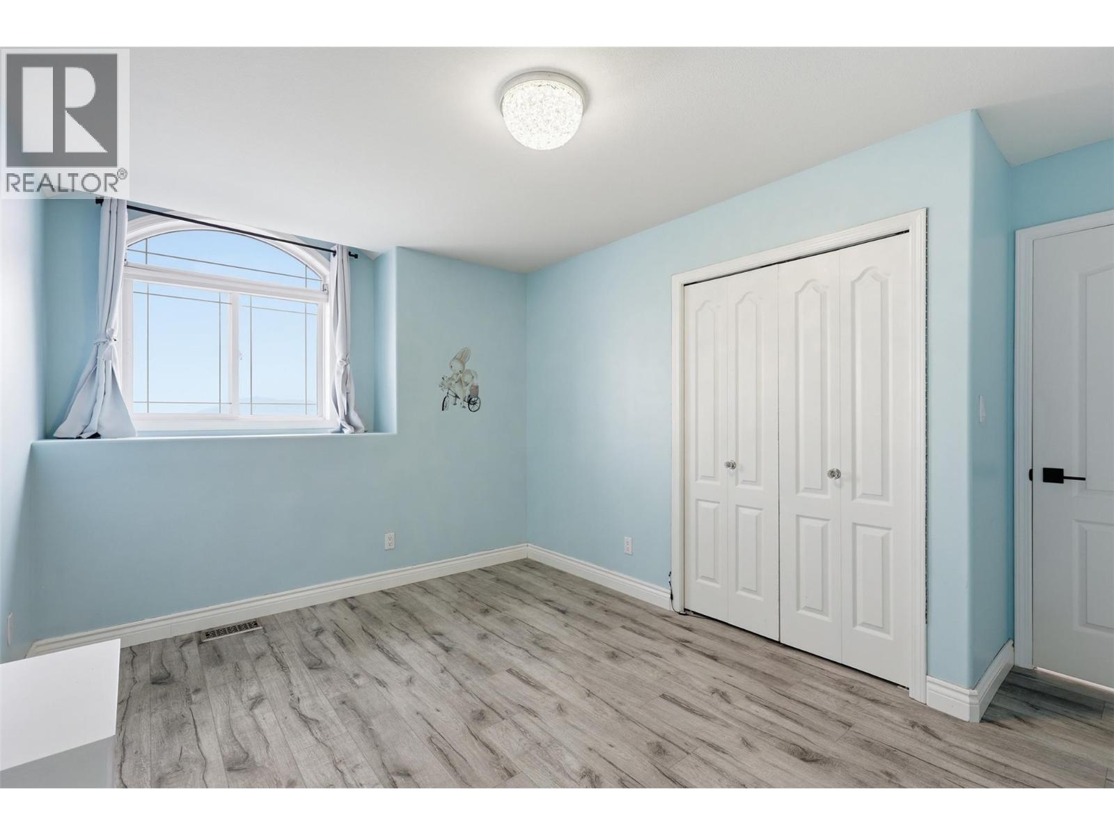 2076 MUIRFIELD Road - 37