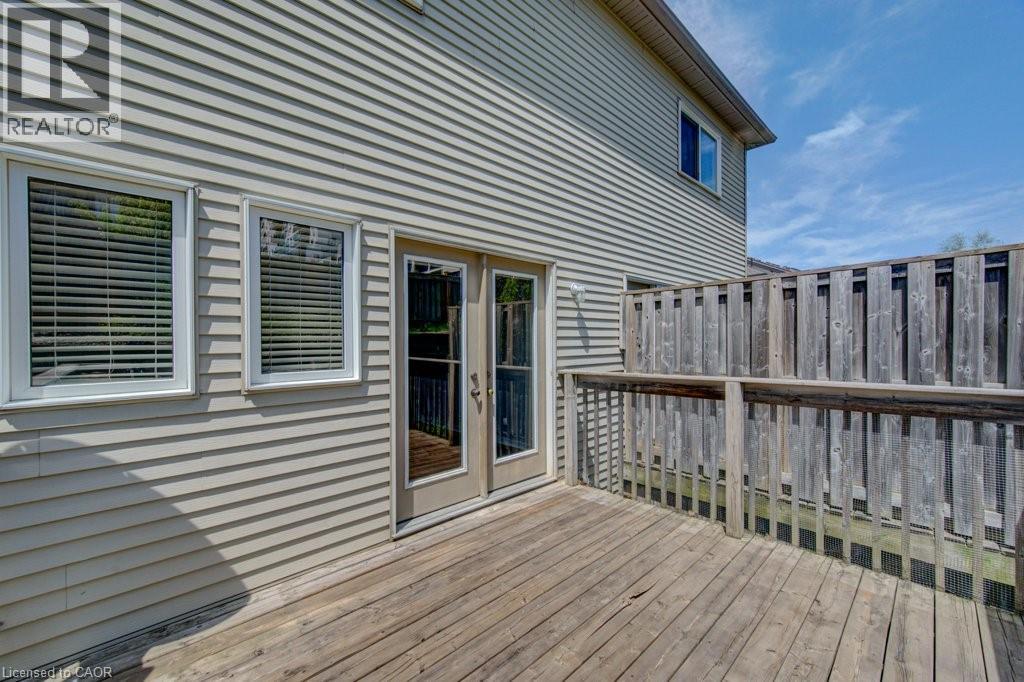 #15C 240 WESTMEADOW Drive - 32