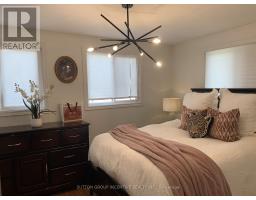 24 Frost Trail, Barrie, ON L4N4X1 Photo 9
