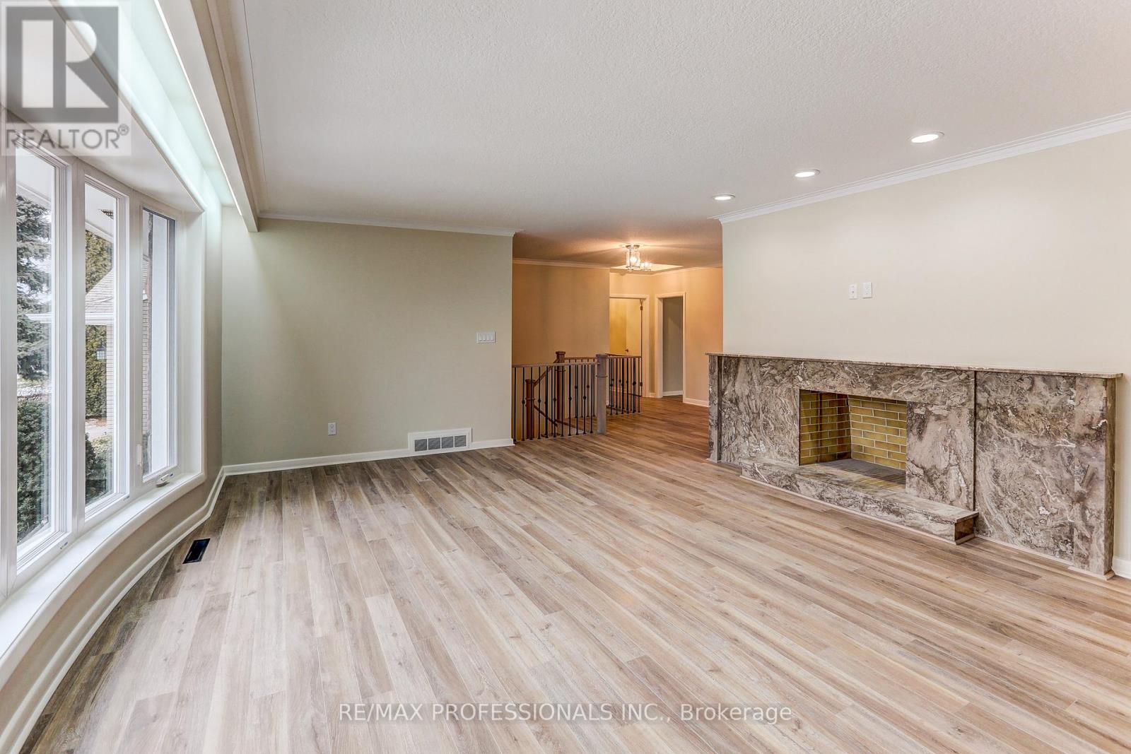 23 RAVENSBOURNE CRESCENT - 7