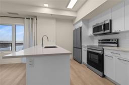110 60 Philip Lee Drive, Winnipeg, MB R3W0R2 Photo 11