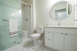 110 60 Philip Lee Drive, Winnipeg, MB R3W0R2 Photo 18