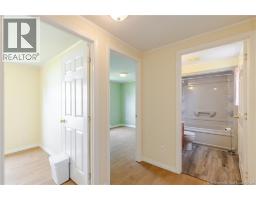 113 Glenmar Drive, photo 12
