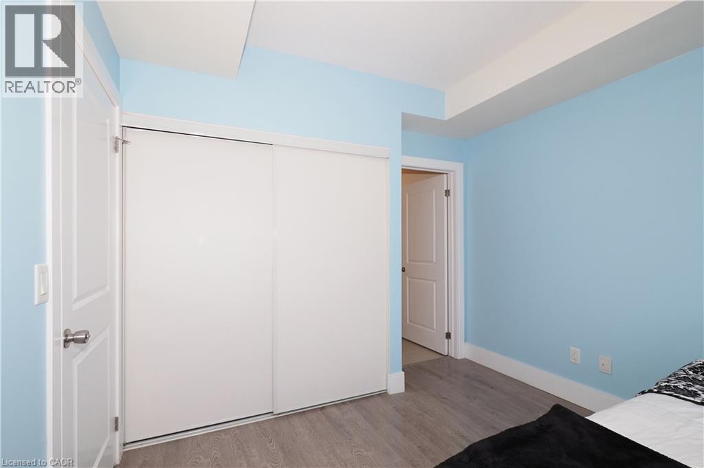#206 155 ST. LEGER - 23