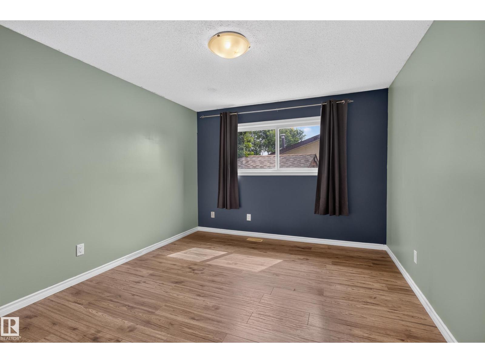 2011 151 Avenue NW - Photo 14