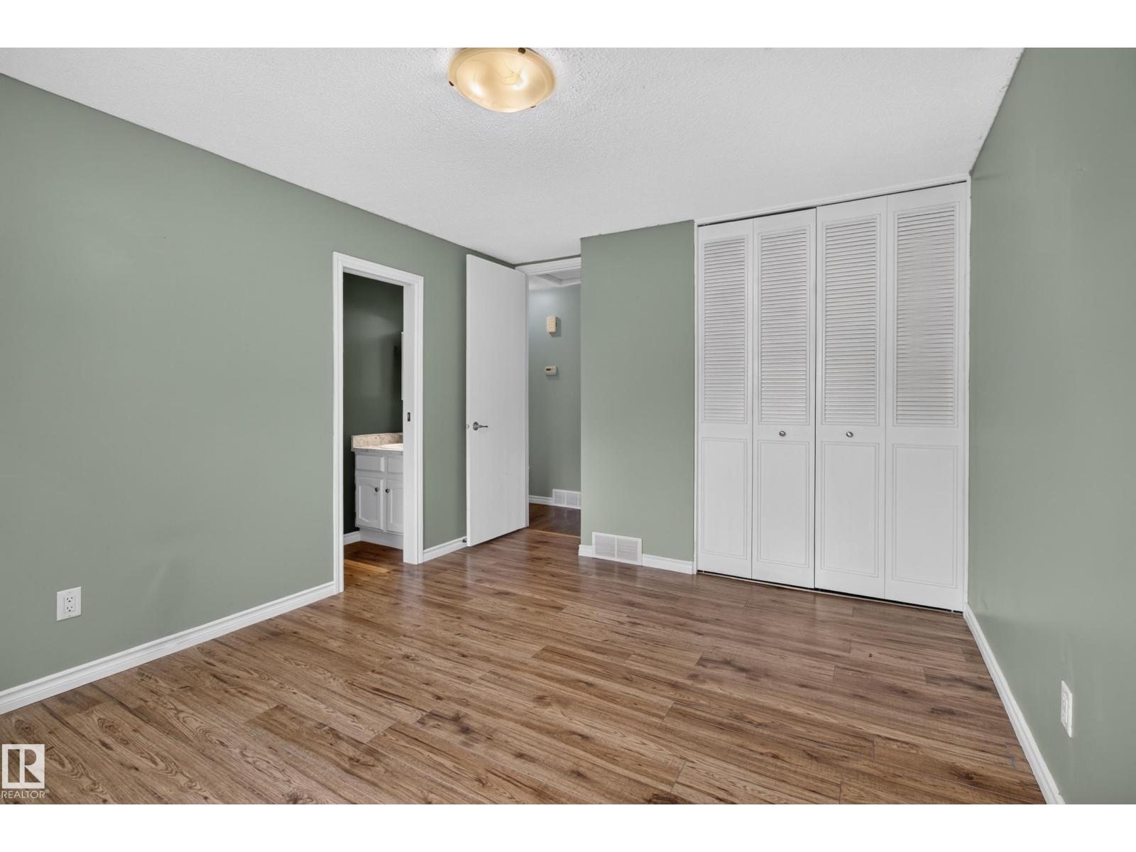 2011 151 Avenue NW - Photo 16