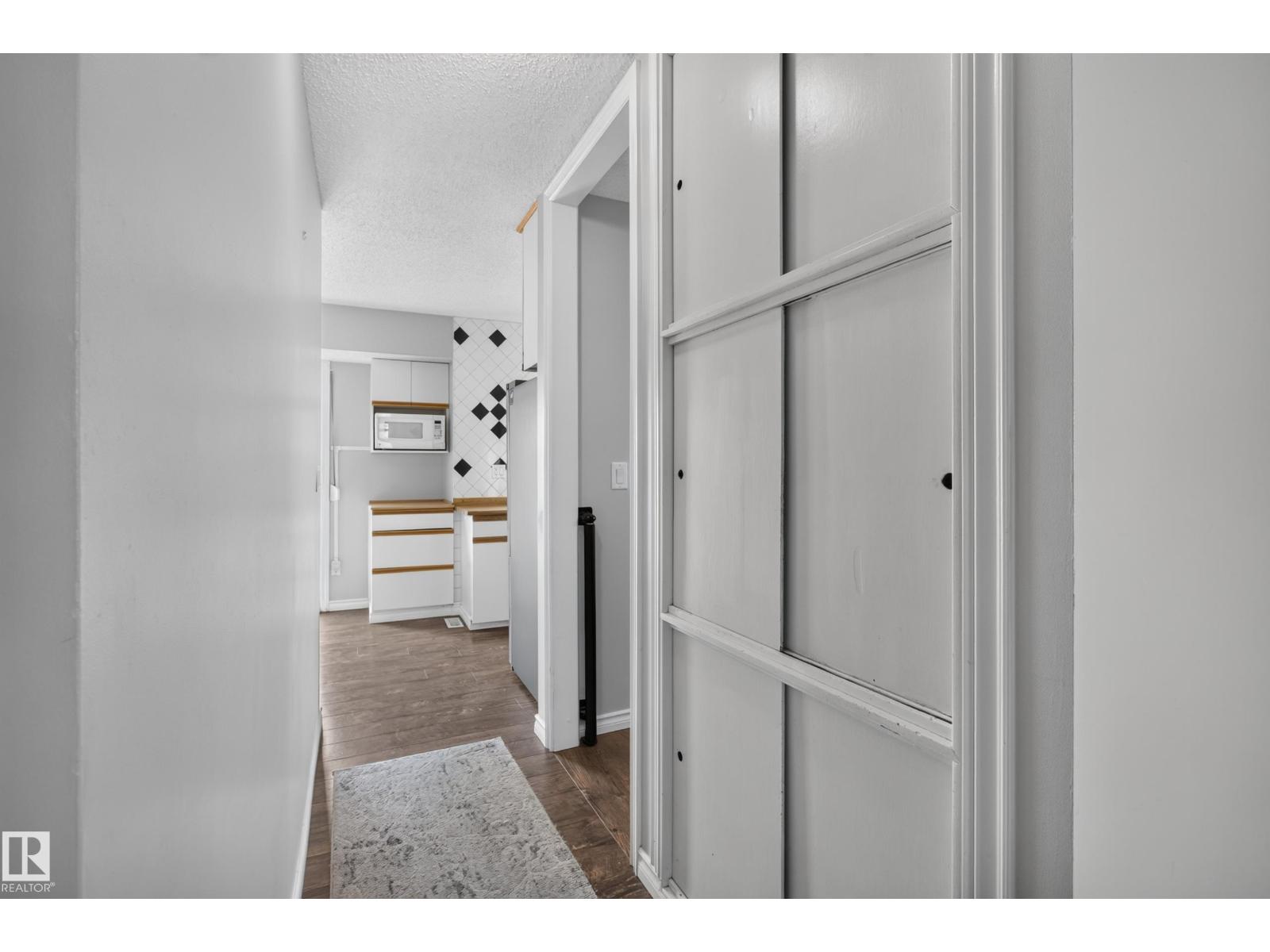 2011 151 AV NW - 19