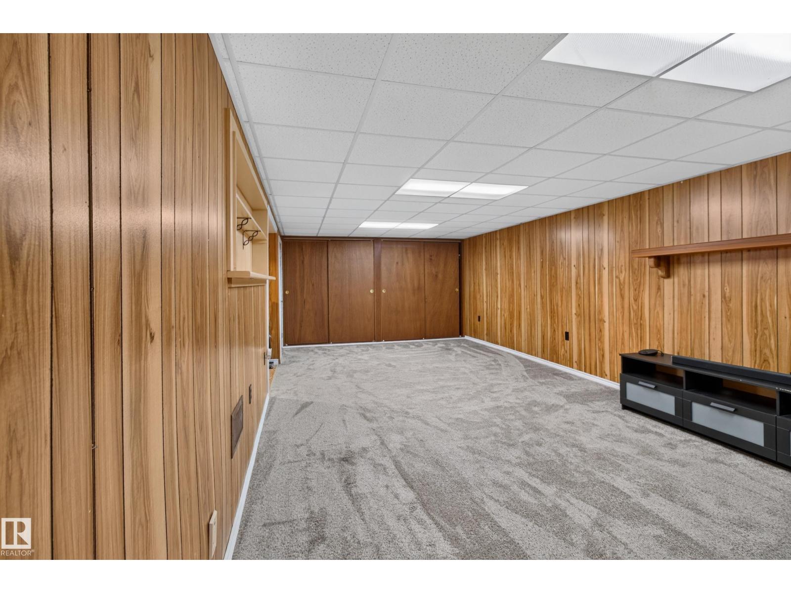 2011 151 Avenue NW - Photo 34