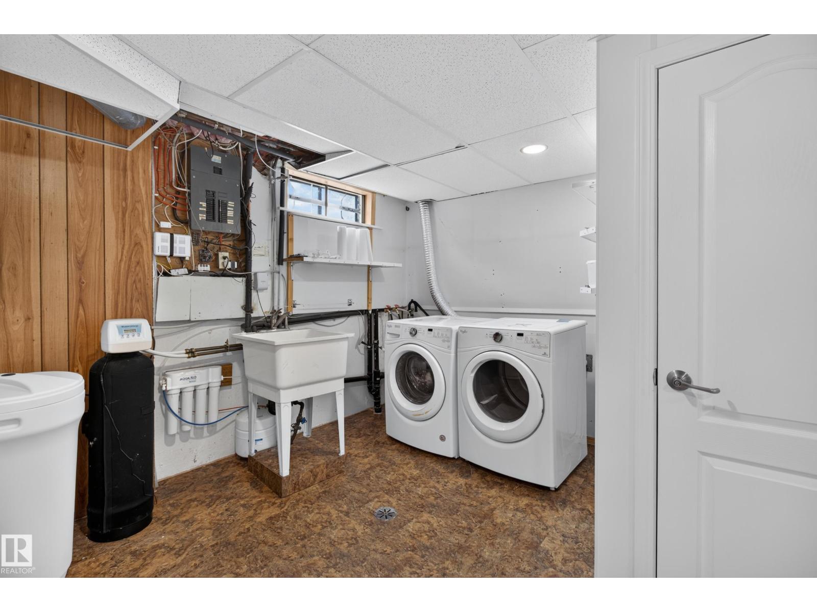 2011 151 AV NW - 36