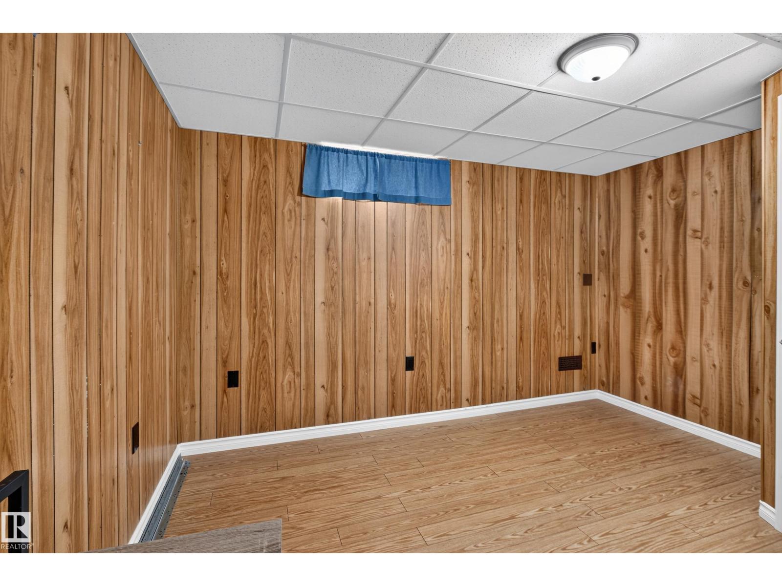 2011 151 Avenue NW - Photo 41