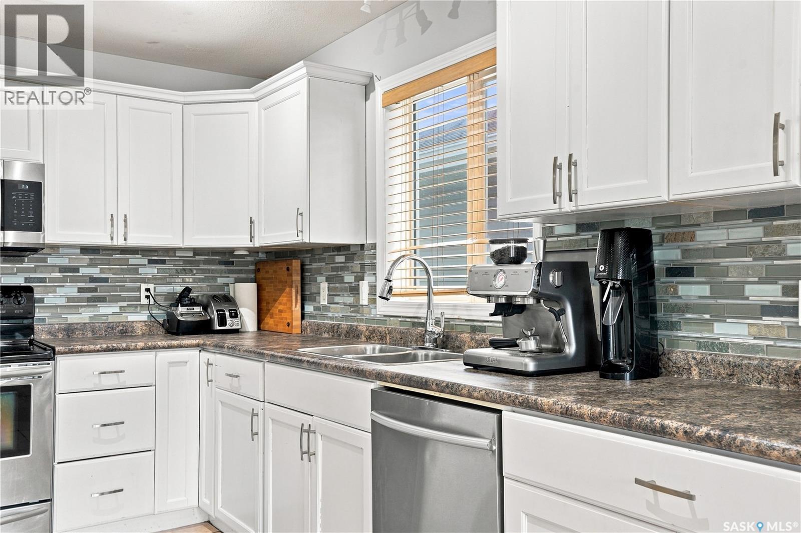 3010 37th STREET W - 18