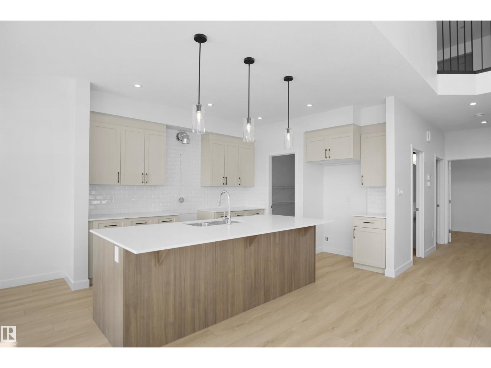 623 Ashgrove CI - Image 11