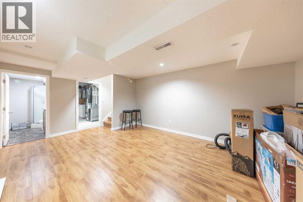 4519 29 Street - 23