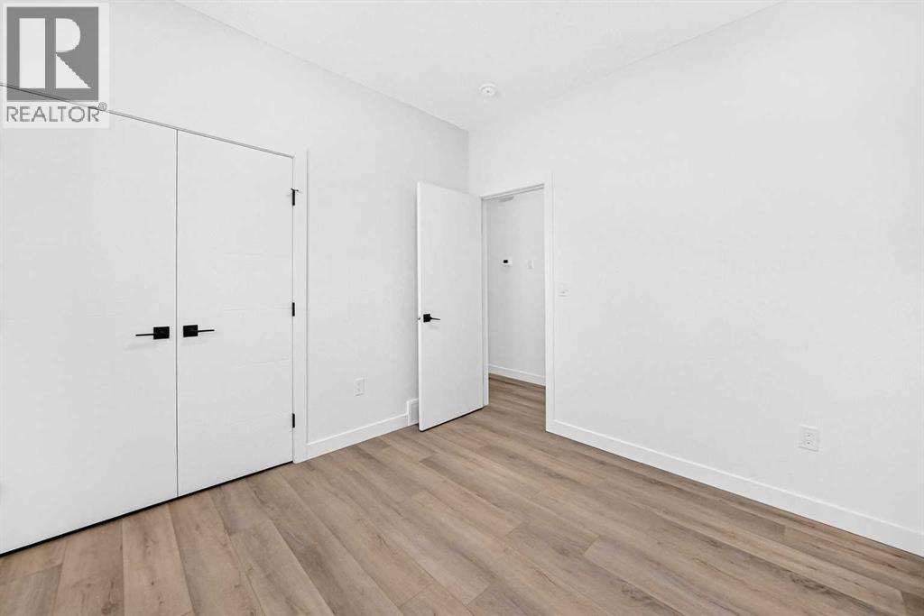 121 Aztec Crescent - Photo 22