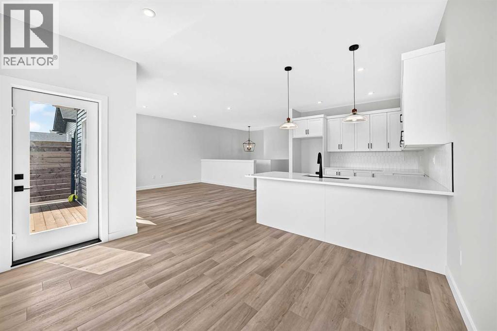 121 Aztec Crescent - Photo 13