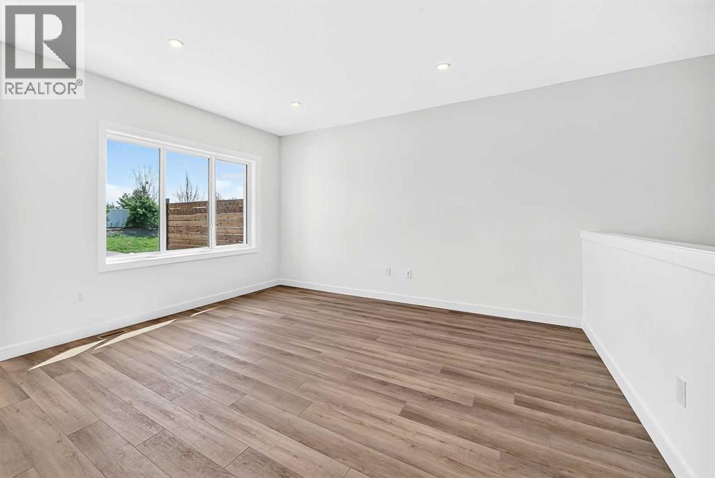 121 Aztec Crescent - Photo 5