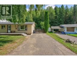 Living room of 2073 WOODHAVEN DRIVE · Prince George, BC