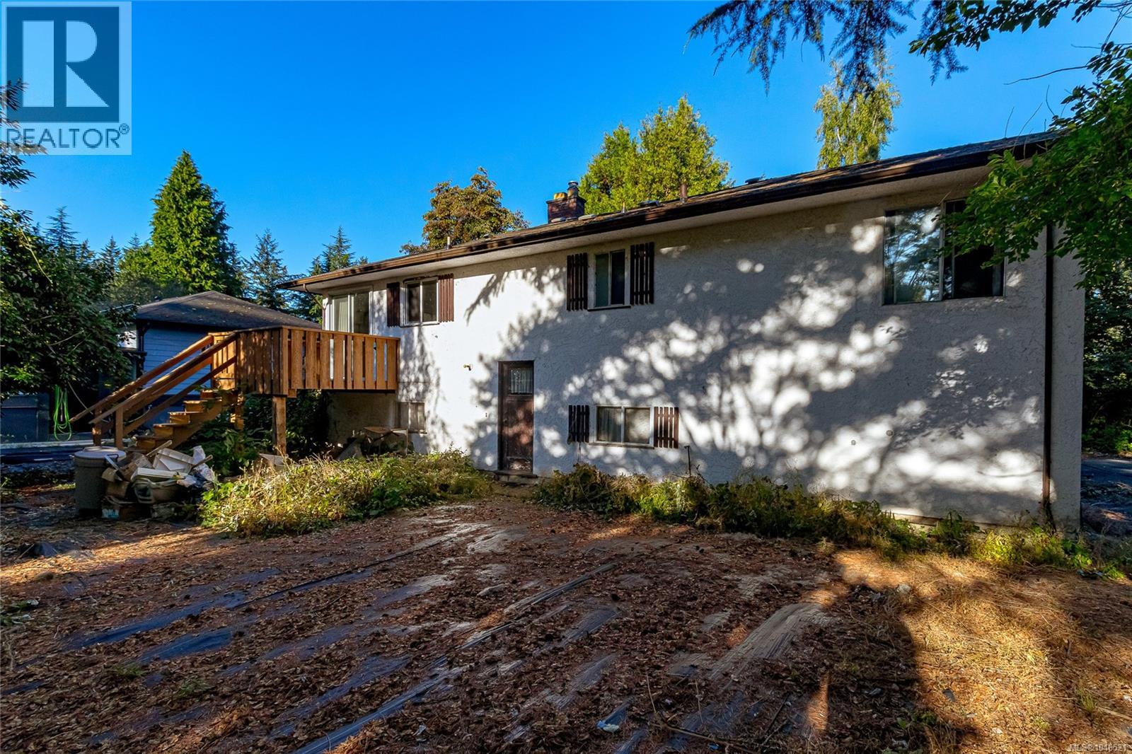5287 Santa Clara Ave - 6