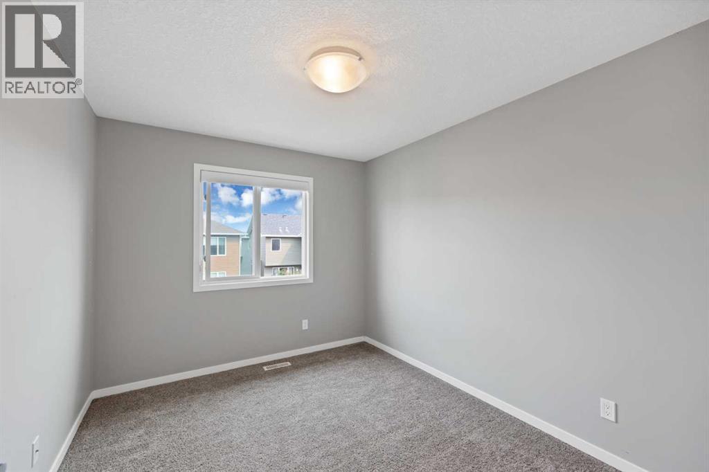 256 Auburn Glen Close SE - 26