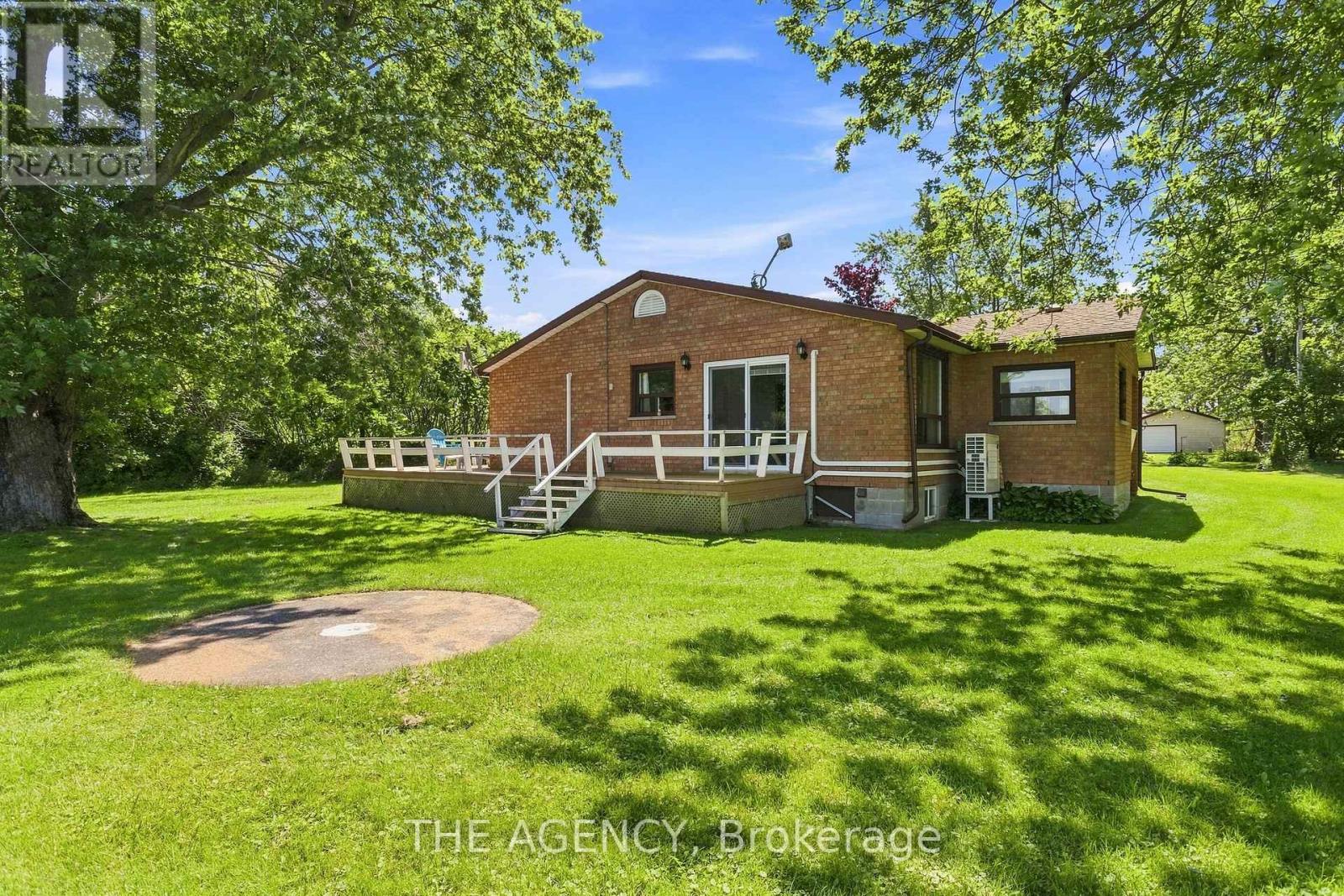 151 HUYCKS BAY ROAD - Image 34