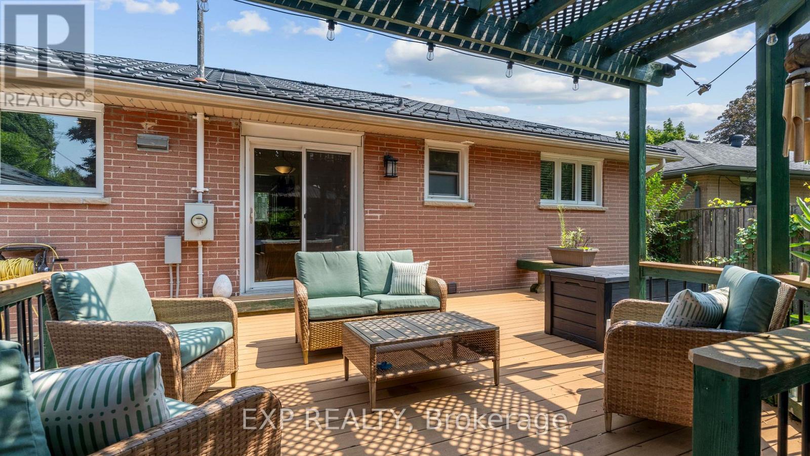 295 TWEEDSMUIR AVENUE - Image 38