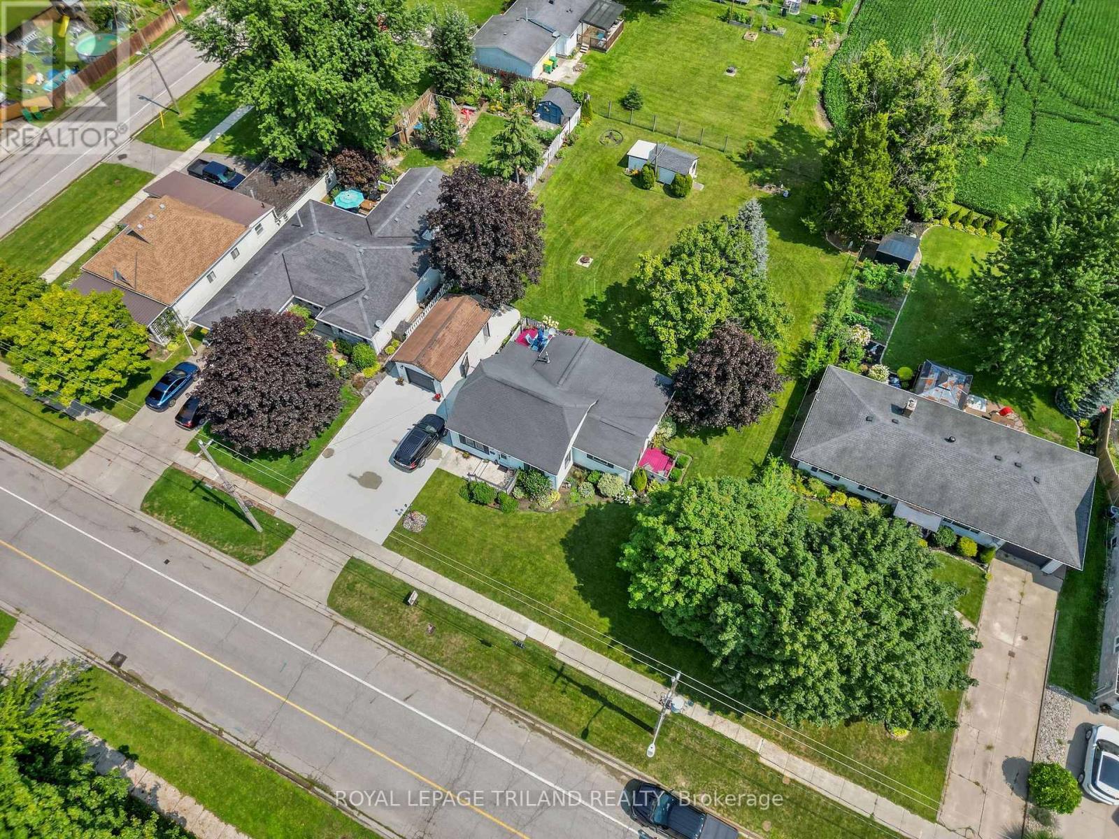 165 VICTORIA STREET - Image 36