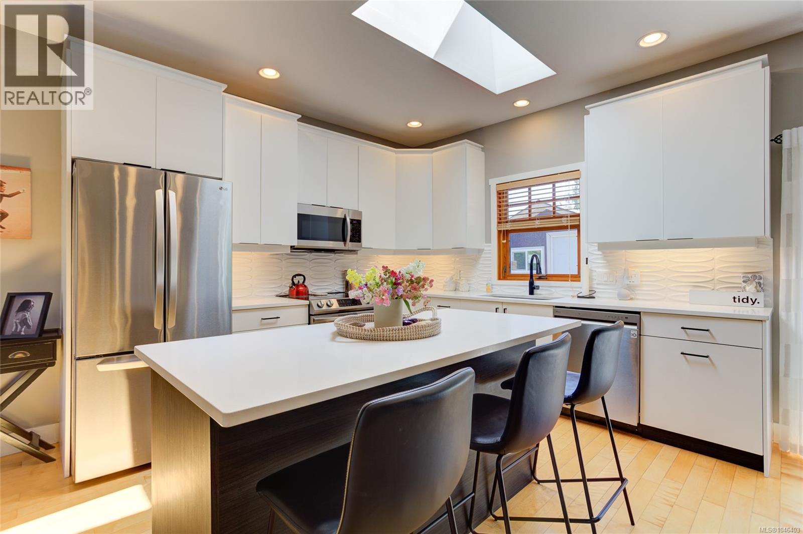 #12 5315 Miller Rd - Image 17