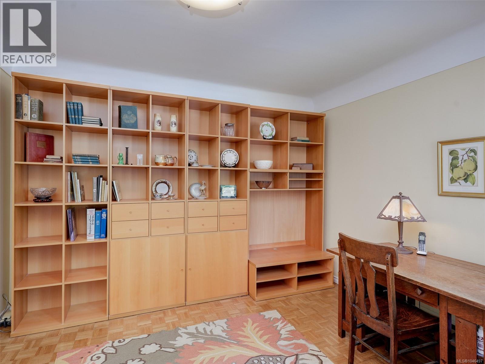 1941 Mayfair Dr - Image 6