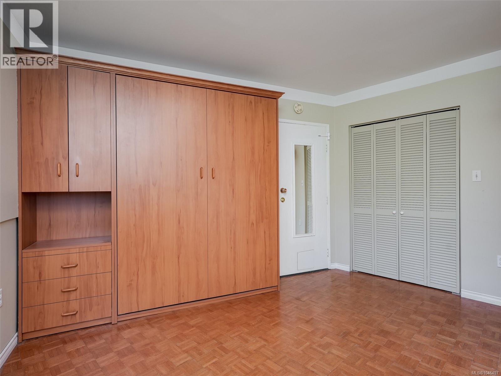 1941 Mayfair Dr - 20