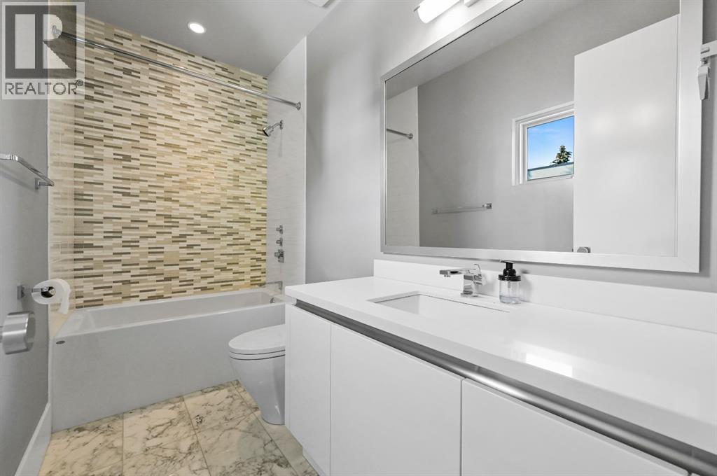 3926 9 Street SW - 48