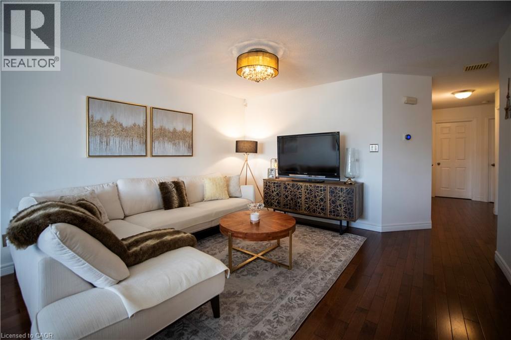 57 OSSINGTON Drive - Image 5