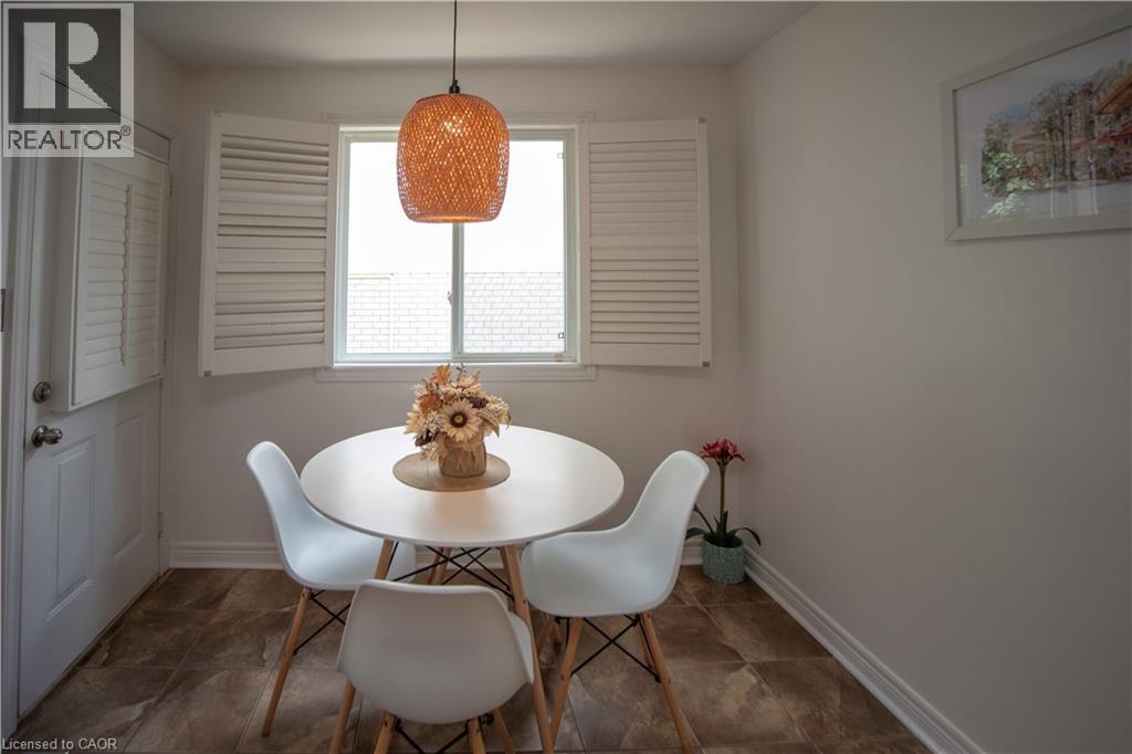 57 OSSINGTON Drive - 16