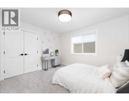 524 Waterford Grove, Chestermere, AB T1X2Z9 Photo 23