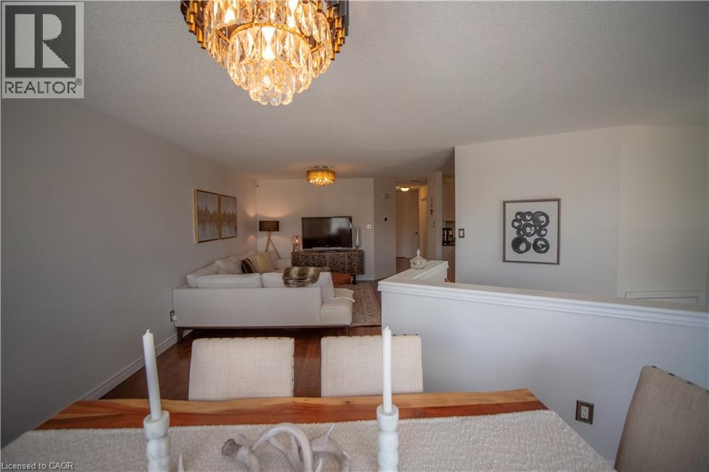 57 OSSINGTON Drive - 11