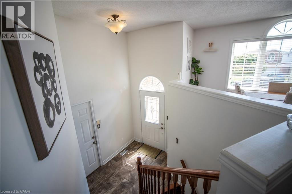 57 OSSINGTON Drive - Image 30