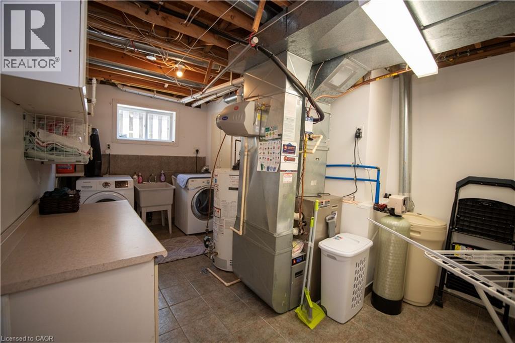 57 OSSINGTON Drive - Image 36