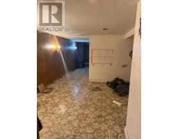 Kitchen - 64 Ashburnham Road, Toronto, ON M6H2K5 Photo 10