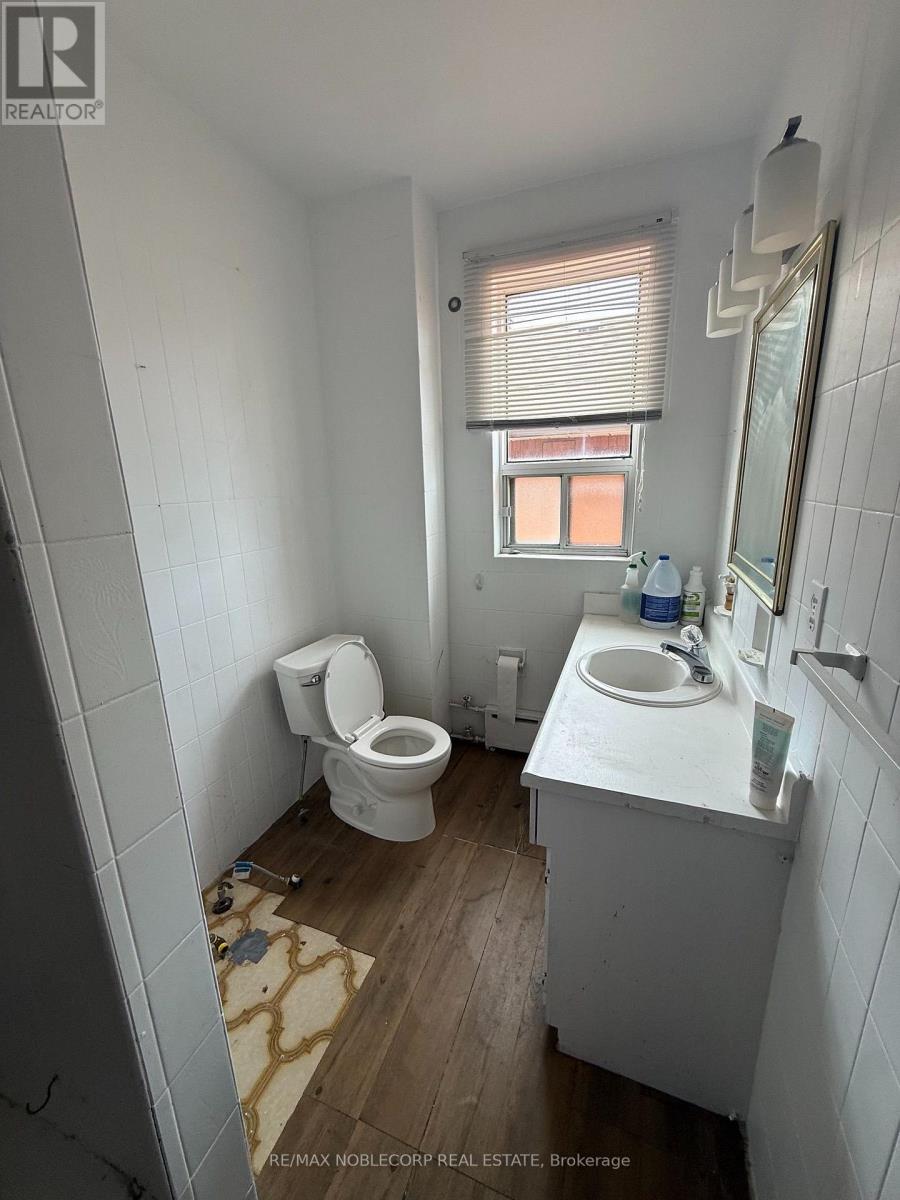 64 ASHBURNHAM ROAD - 8